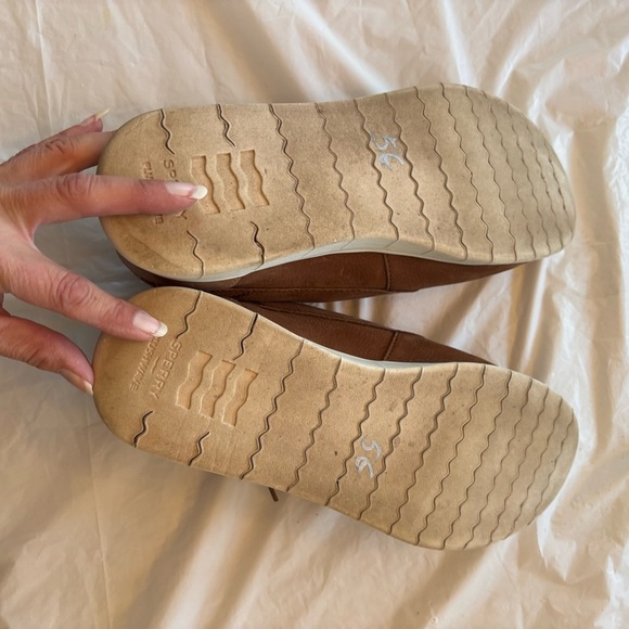 SPERRY Coastal plushwave slip on shoe brown nubuck SZ 8.5 Worn once main image 5